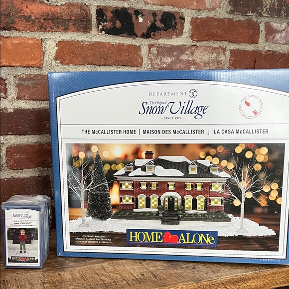 Department 56 Other - Department 56 Snow Village Home Alone McCallister House